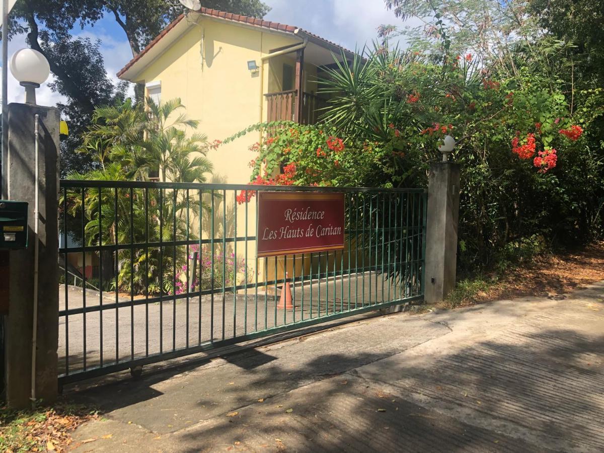 Studio Sainte Anne 2Mn A Pieds De La Plage ,Possibilite Location De Voiture المظهر الخارجي الصورة