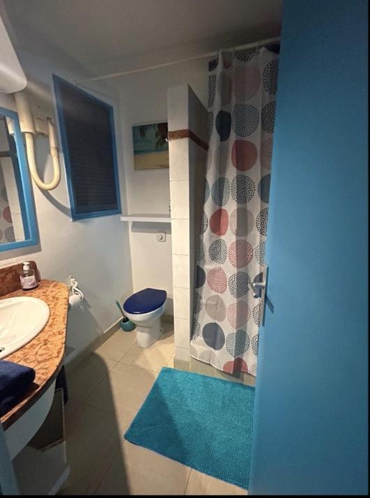 Studio Sainte Anne 2Mn A Pieds De La Plage ,Possibilite Location De Voiture المظهر الخارجي الصورة